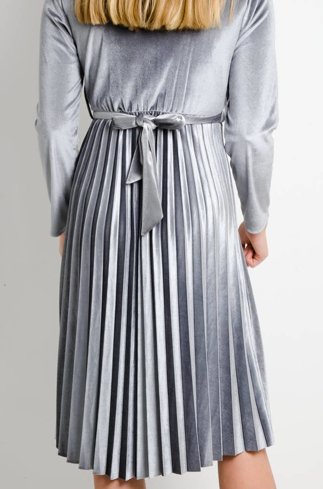 SZARA WELUROWA SUKIENKA Z PLISOWANIEM