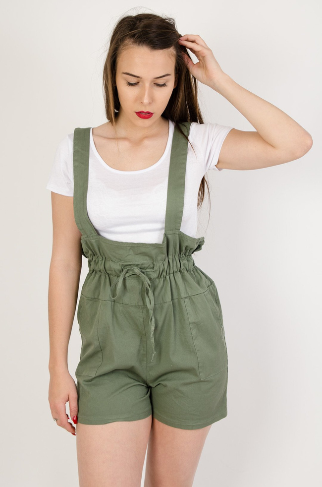 Komplet biały T-shirt + zielone ogrodniczki