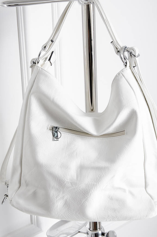 TORBA TYPU SHOPPER Z ZAMKAMI- BIAŁA