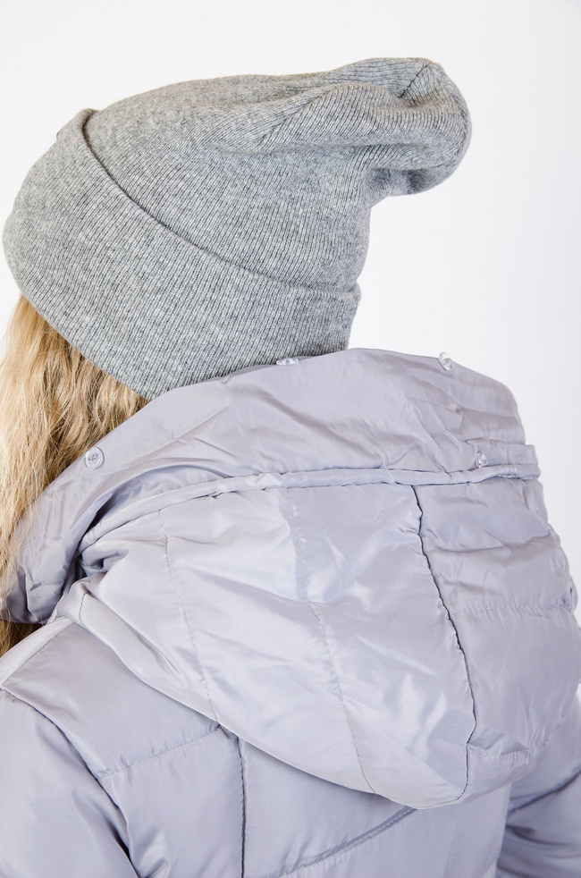 Szara kurtka pikowana z rozcięciami po bokach