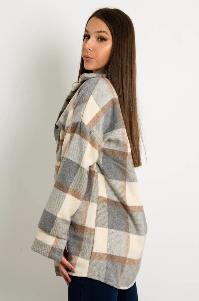 BEŻOWY PŁASZCZ KOSZULOWY W KRATĘ