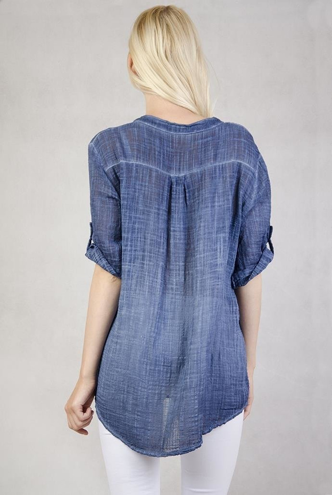 Bluzka granatowa z guziczkami i kieszonką