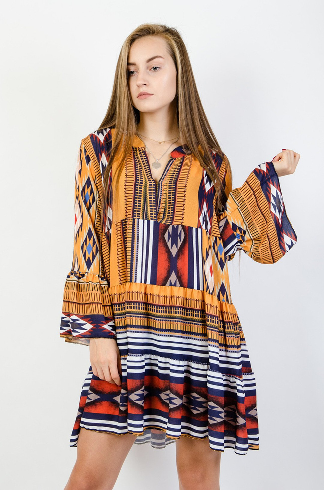 Pomarańczowa sukienka w azteckie wzory