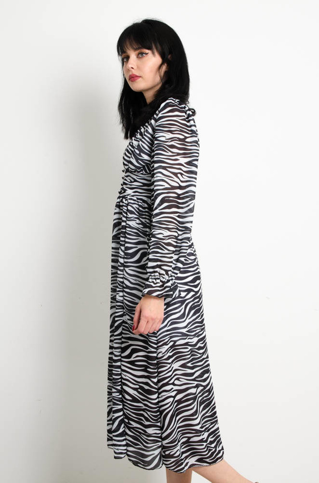 BIAŁO-CZARNA SUKIENKA MAXI Z MOTYWEM ZEBRY