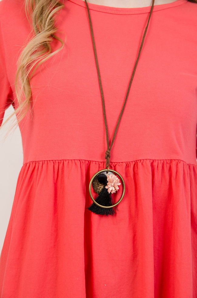 Czerwona luźna sukienka