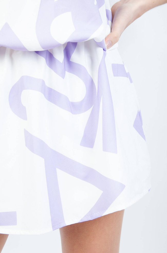 BIAŁY KOMBINEZON-SUKIENKA NA GRUBSZYCH RAMIĄCZKACH