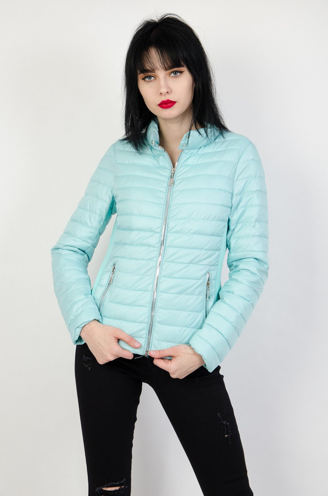 Turkusowa kurtka pikowana, ze stójką
