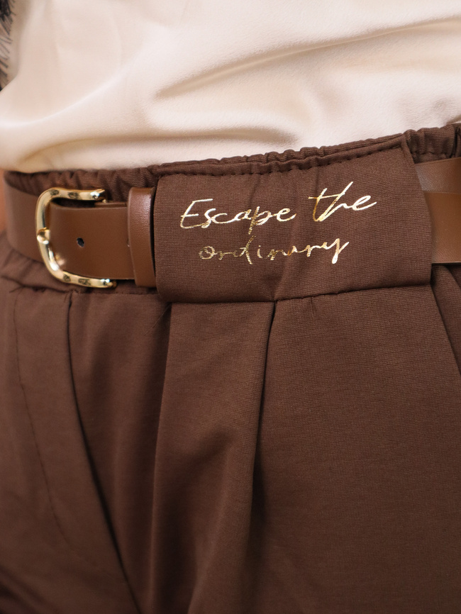 SPODNIE MATERIAŁOWE Z NASZYWKĄ+ PASEK- CZEKOLADOWE