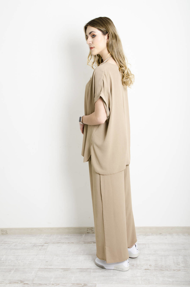 KOMPLET BRĄZOWY Z OZDOBNYM WISIORKIEM