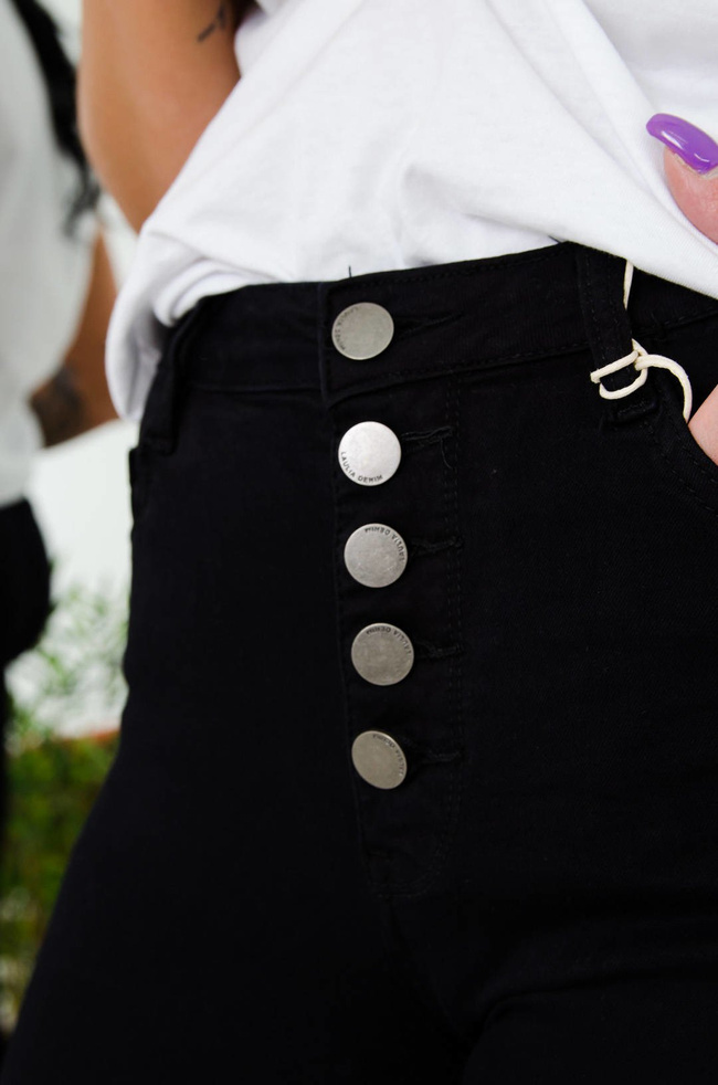 CZARNE SPODNIE SKINNY Z GUZIKAMI- WYSOKI STAN