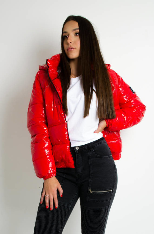 CZERWONA WINYLOWA KURTKA