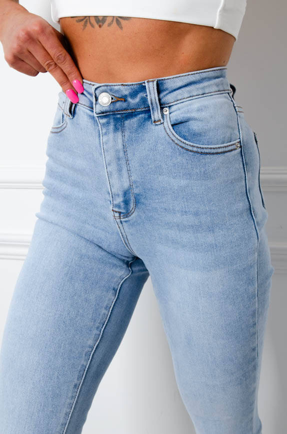 SPODNIE JEANSOWE Z WYSOKIM STANEM