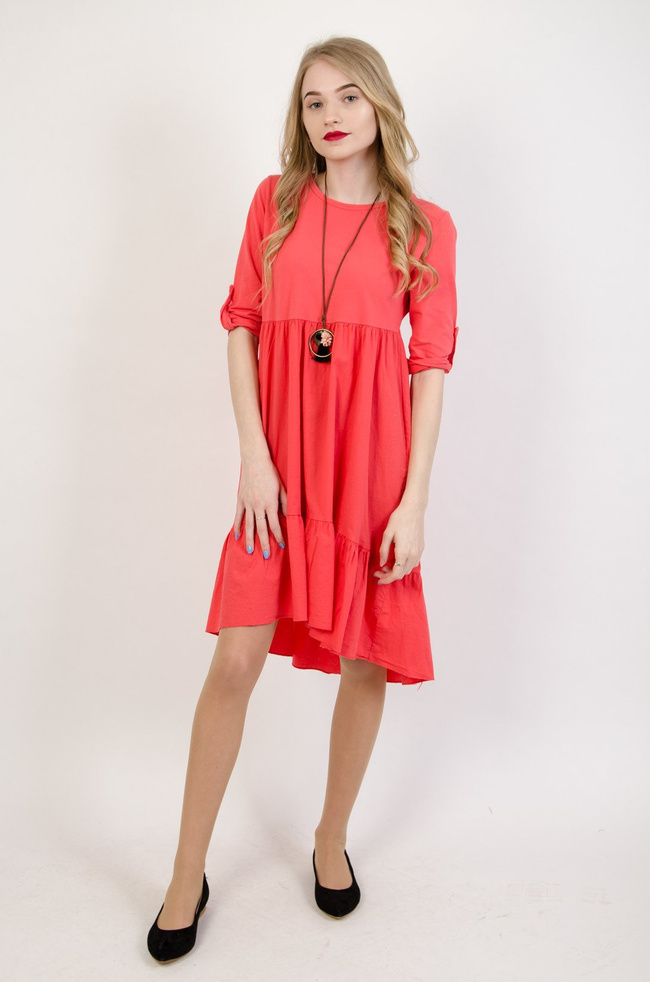 Czerwona luźna sukienka