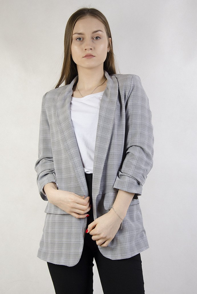 Szara marynarka w kratkę z marszczeniem na rękawach