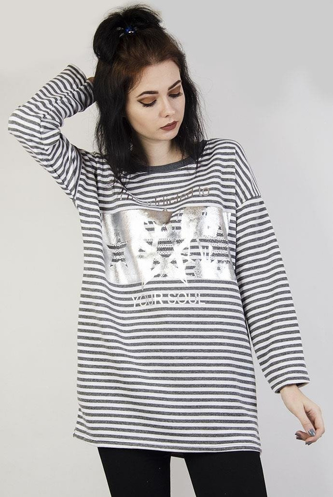 Biała bluzka w ciemnoszare paski, z nadrukiem
