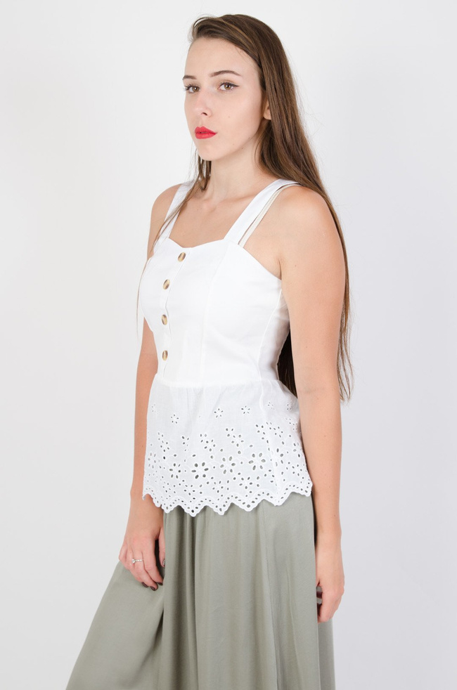 Biała bluzka z ażurowym dołem