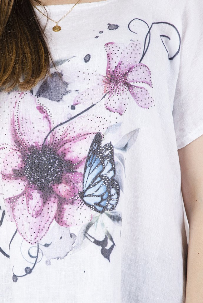 Biała bluzka z motywem kwiatowym