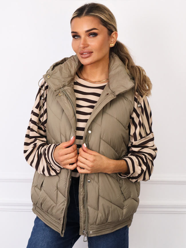 PIKOWANA KAMIZELKA Z KAPTUREM I ZATRZASKAMI PO BOKACH- KHAKI
