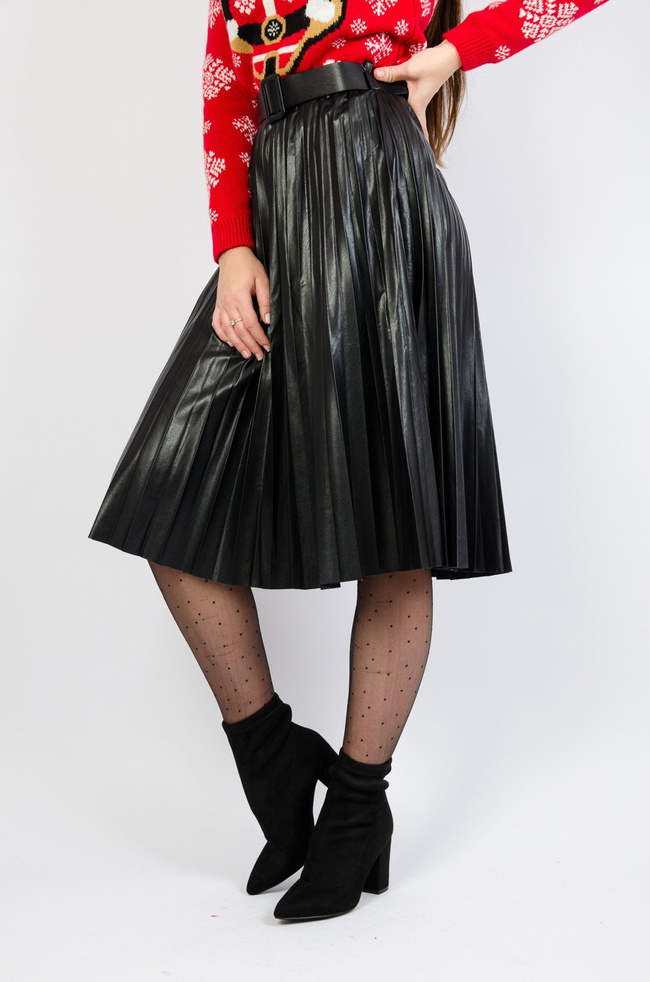 CZARNA PLISOWANA SPÓDNICA Z IMITACJI SKÓRY