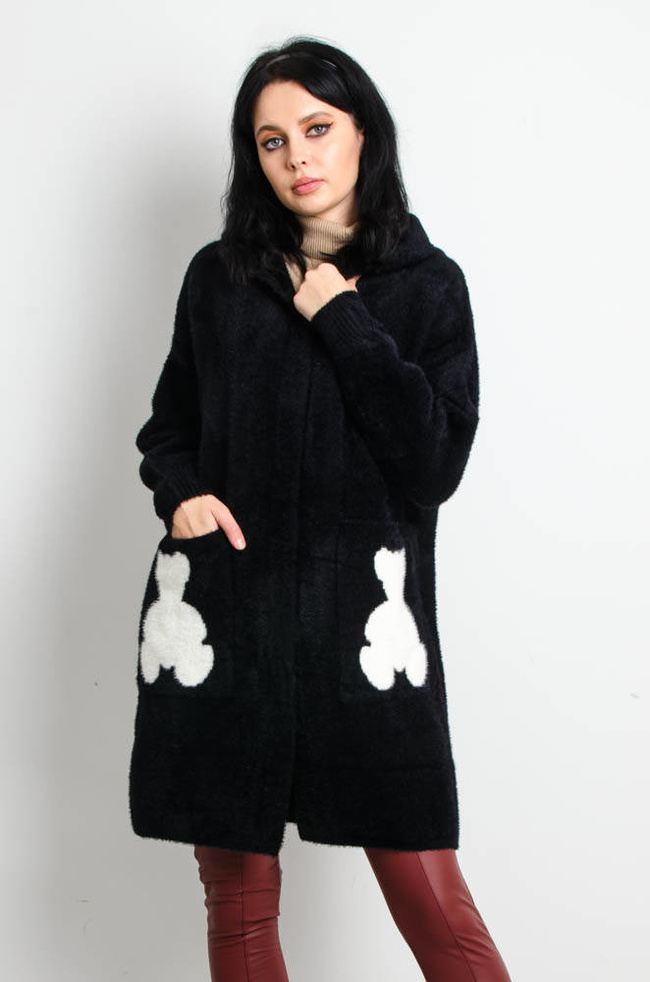 CZARNY PŁASZCZ ALPAKA Z MISIEM
