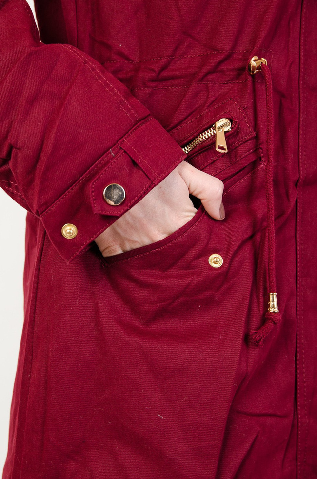 Bordowa asymetryczna kurtka ze złotymi zamkami 