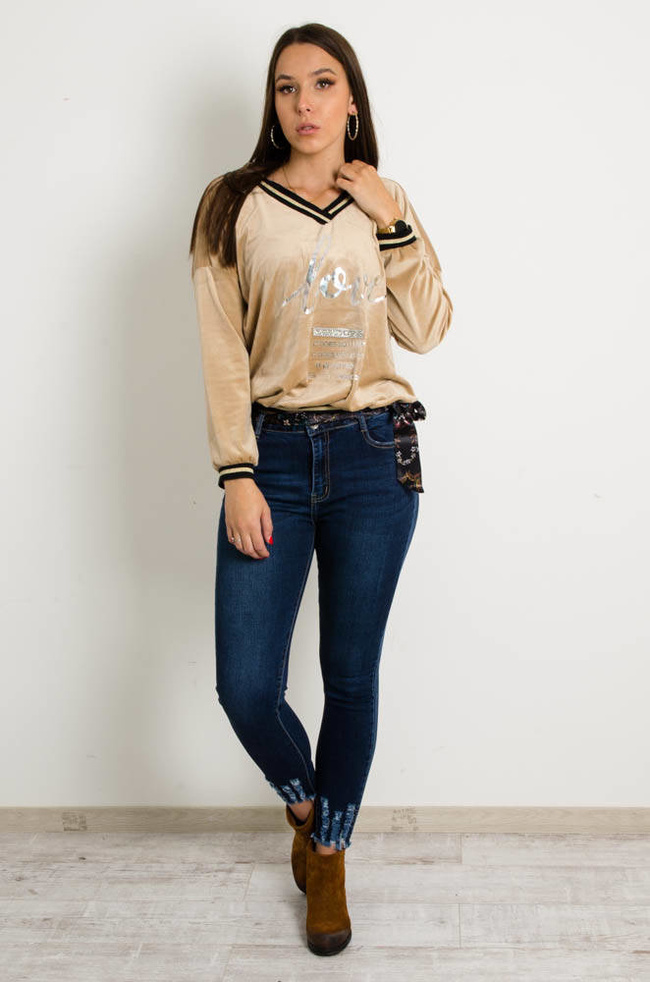 BEŻOWA WELUROWA BLUZKA Z DEKOLTEM W SZPIC LOVE