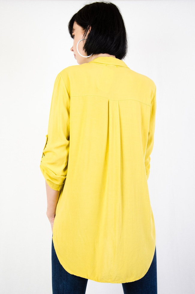 Żółta asymetryczna koszula typu oversize