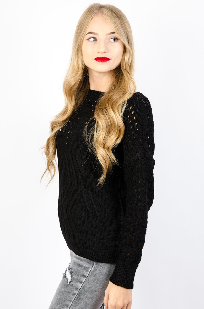CZARNY SWETER Z AŻUROWĄ GÓRĄ ORAZ RĘKAWAMI