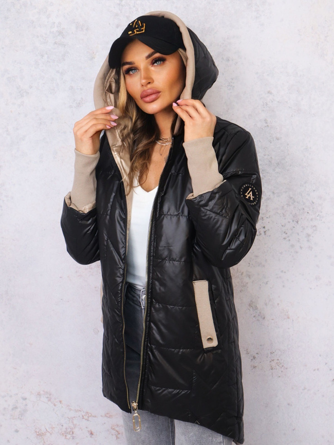 ASYMETRYCZNA PIKOWANA KURTKA Z KAPTUREM- CZARNA