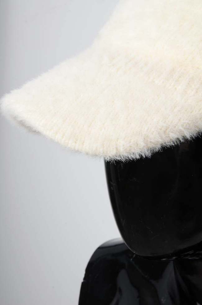  CZAPKA  ALPAKA Z POMPONEM- ECRU