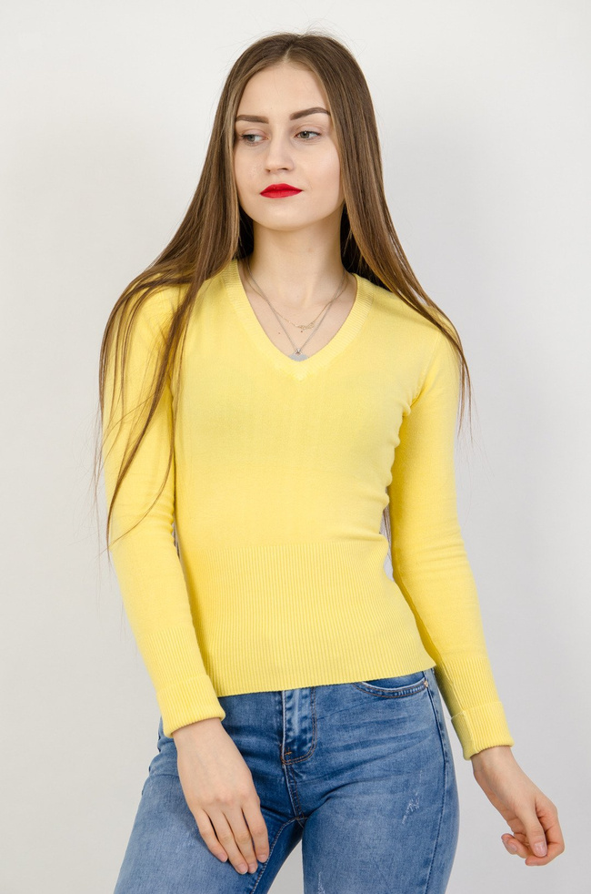 Żółty sweter z dekoltem w serek
