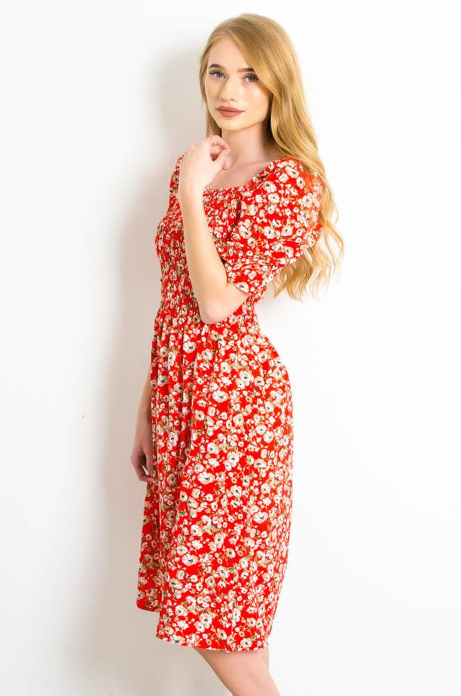 CZERWONA SUKIENKA Z BUFKAMI W DROBNE KWIATY