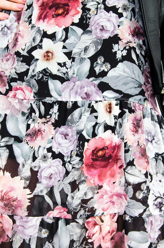 CZARNA SPÓDNICA MAXI W KWIATY Z ROZCIĘCIEM