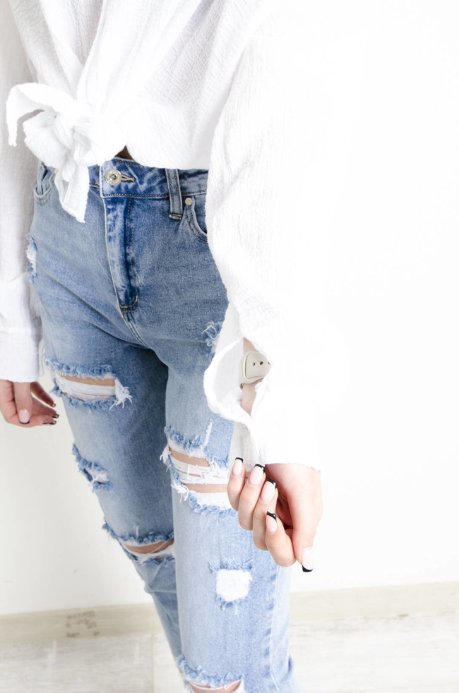 KOSZULA MUŚLINOWA W KOLORZE BIAŁYM