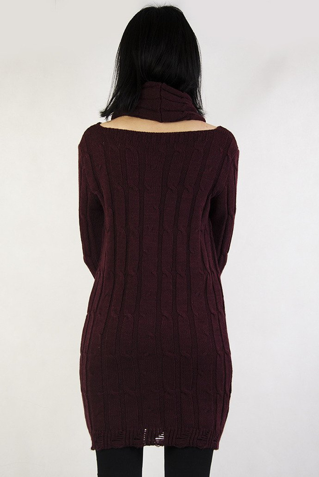 Bordowy sweter przedłużany, z kominem
