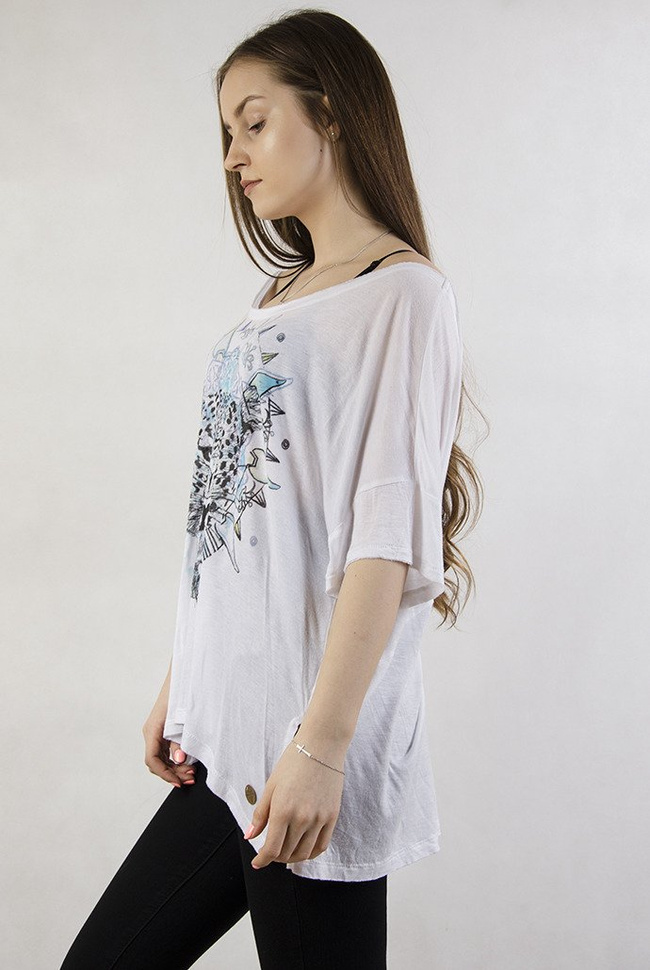 Biała, luźna bluzka