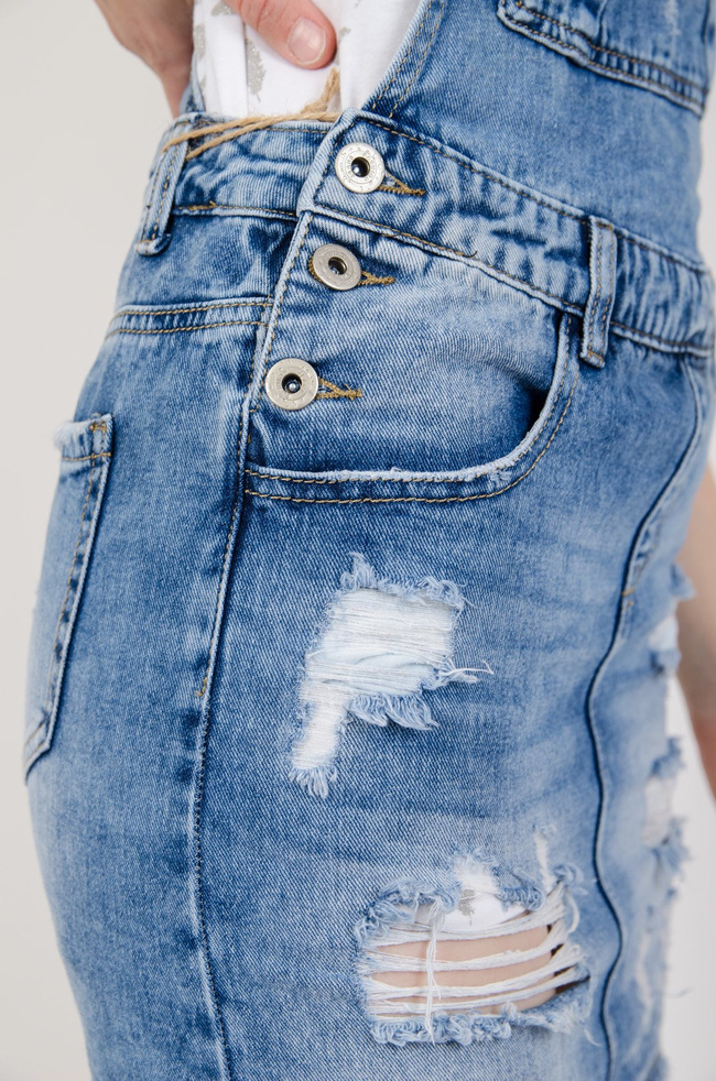 Jeansowa spódnica ogrodniczka