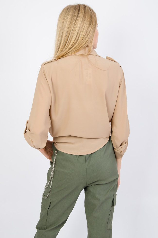 Brązowa bluzka koszulowa ze złotymi guzikami