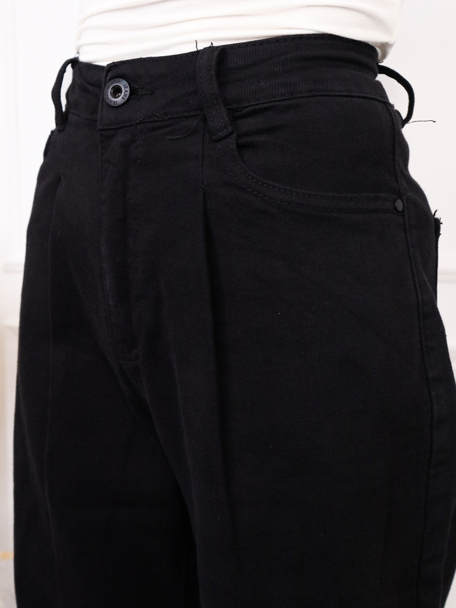 SPODNIE JEANSOWE BAGGY Z NAGAWKĄ ZAPINANĄ NA ZATRZASK-CZARNE