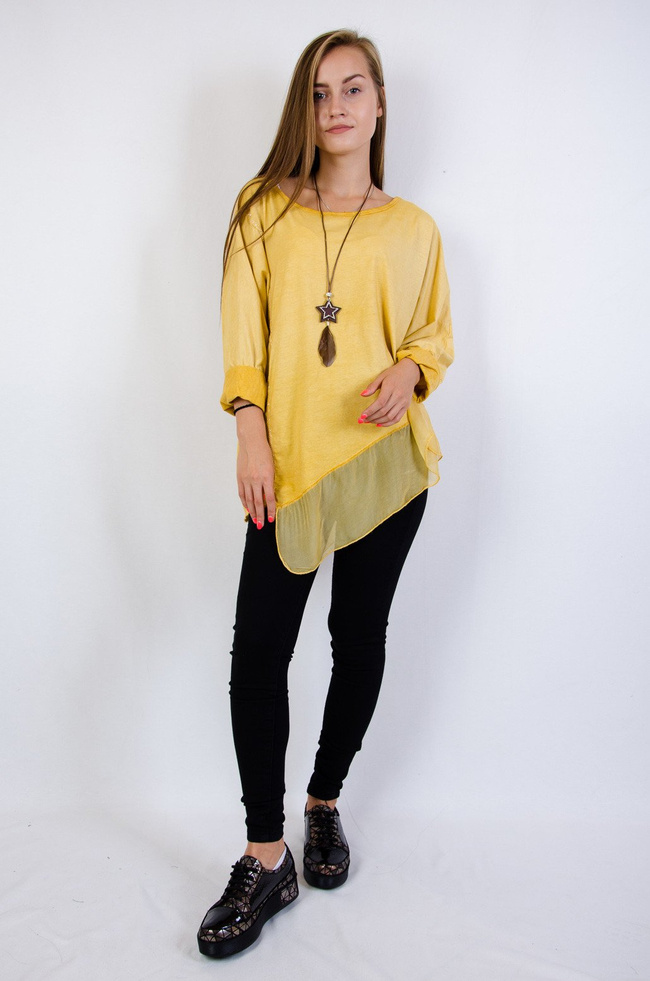 Żółta asymetryczna bluzka z tiulowym dołem oraz wisiorkiem w komplecie