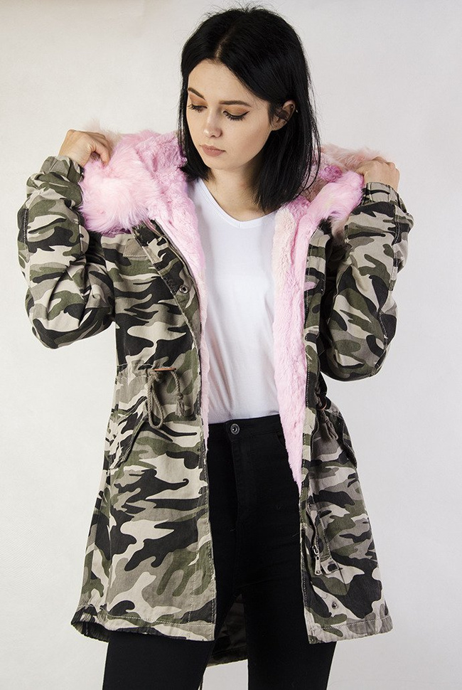 Ocieplana kurtka moro z różowym futerkiem