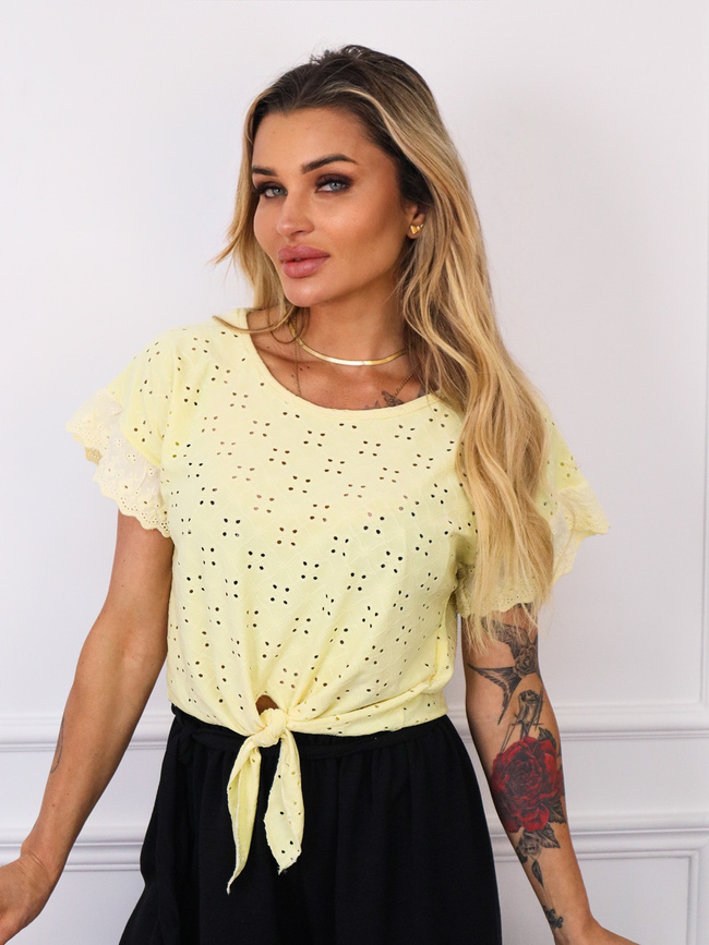 BLUZKA AŻUROWA Z FALBANKĄ NA RĘKAWIE I WIĄZANIEM- ŻÓŁTA