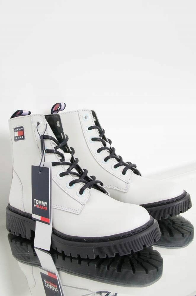 BOTKI TOMMY HILFIGER 