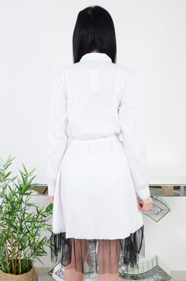 BIAŁA KOSZULOWA SUKIENKA Z TIULEM 