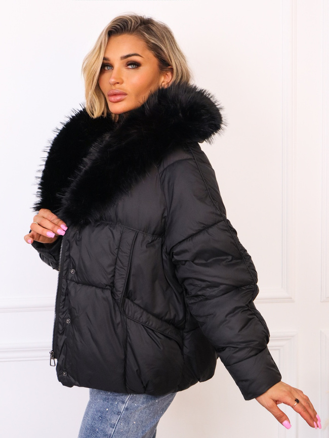KURTKA Z FUTERKIEM ZAPINANA NA ZAMEK I ZATRZASKI- CZARNA