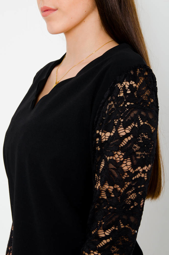 CZARNA ELEGANCKA BLUZKA Z KORONKOWYMI RĘKAWAMI