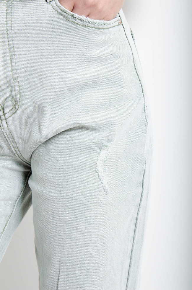SPODNIE JEANSOWE MOM FIT Z DZIURAMI- ZIELONE