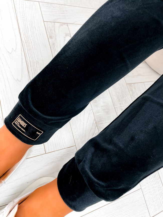 WELUROWY KOMPLET DRESOWY Z NASZYWKĄ- CZARNY