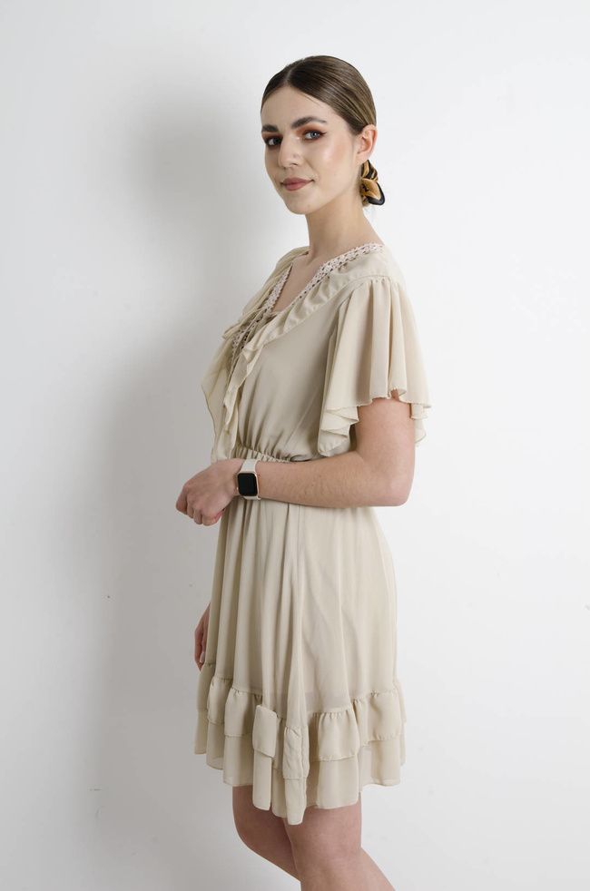 SUKIENKA SZYFONOWA Z AŻUROWYM DEKOLTEM BEŻOWA