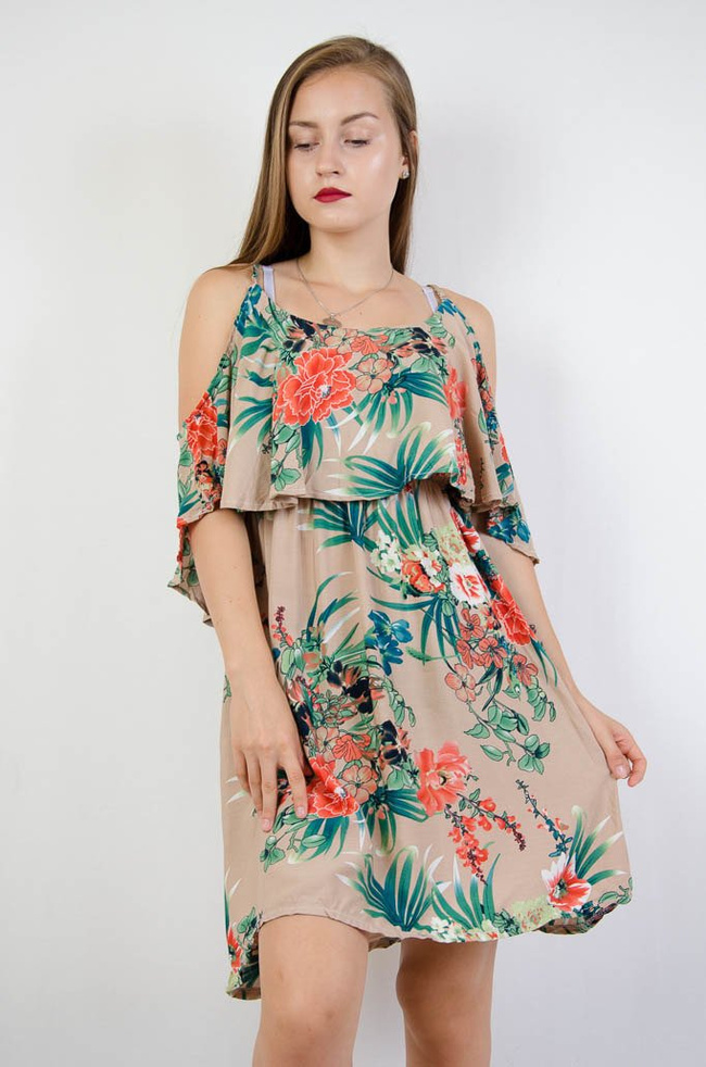 Jasnobrązowa sukienka w kwiaty z hiszpańskim dekoltem